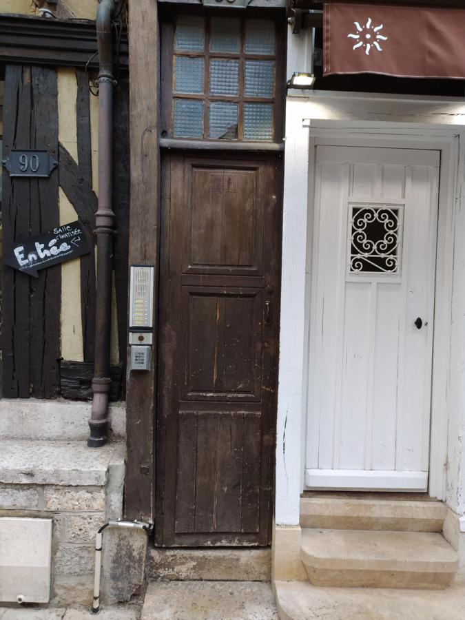 Colibri Studio Coeur De Ville Mon Groom Troyes Exterior photo